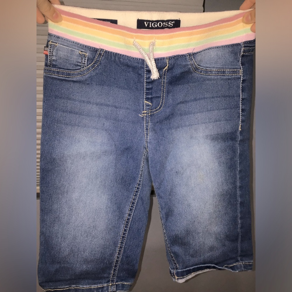 Selling kids M 9/10 shorts from Vigoss for $15